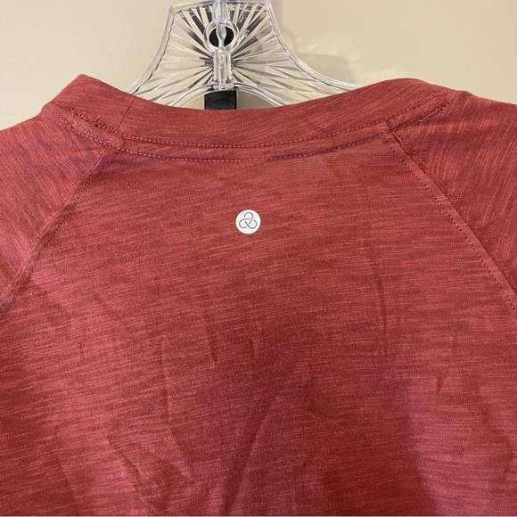 Zella Relaxed Washed 2.0 Long Sleeve
Slub Tee - Picture 5 of 6